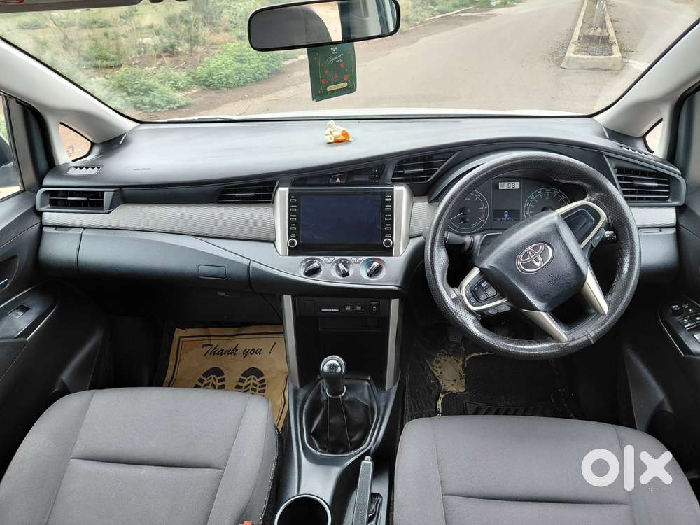Toyota Innova Crysta 2.4 G Mt, 2023, Diesel