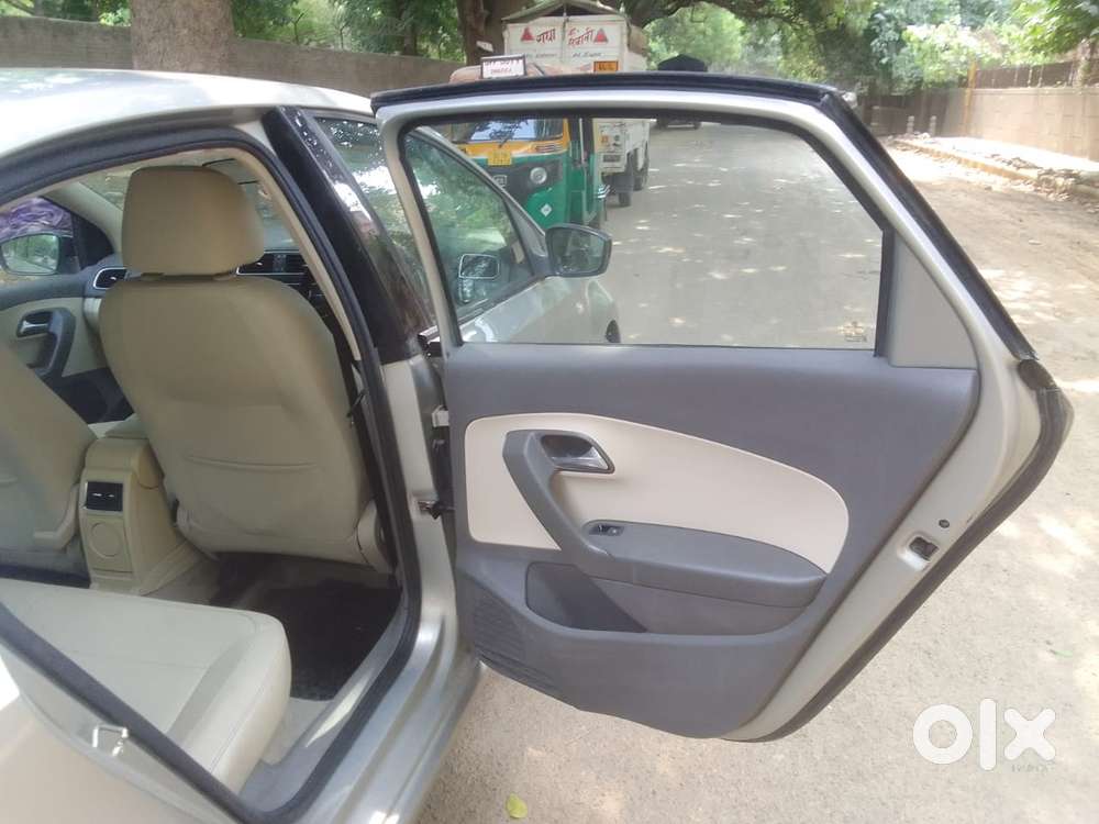 Volkswagen Vento 1.2 Tsi Highline Plus At, 2014, Petrol