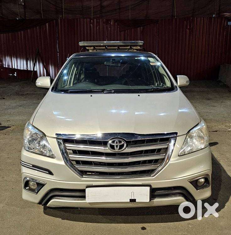 Toyota Innova 2.5 V 8 Str, 2014, Diesel