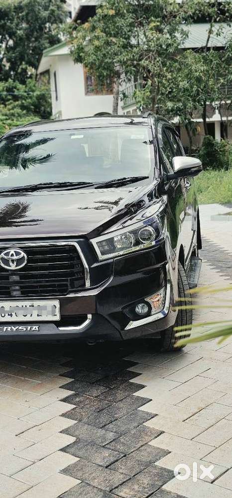Toyota Innova Crysta 2.8z Automatic, 2018, Diesel