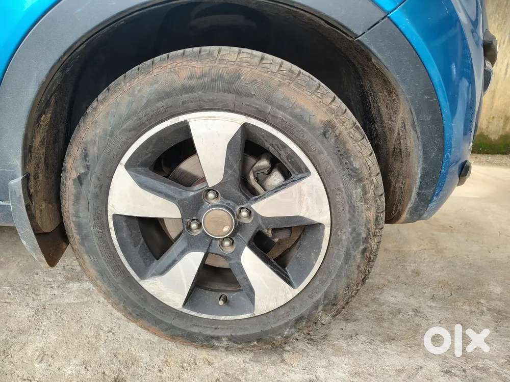 Tata Nexon Xza+