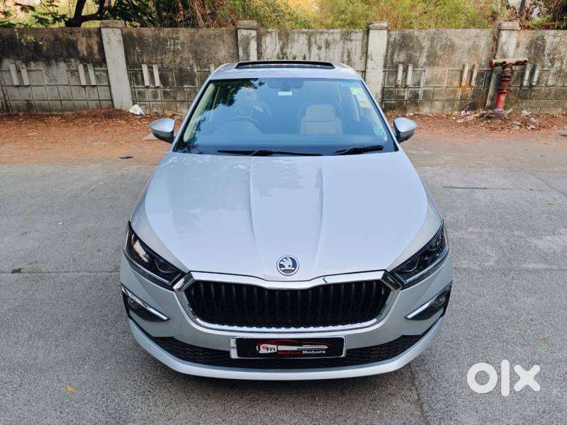Skoda Slavia Style 1.0l Tsi At, 2023, Petrol