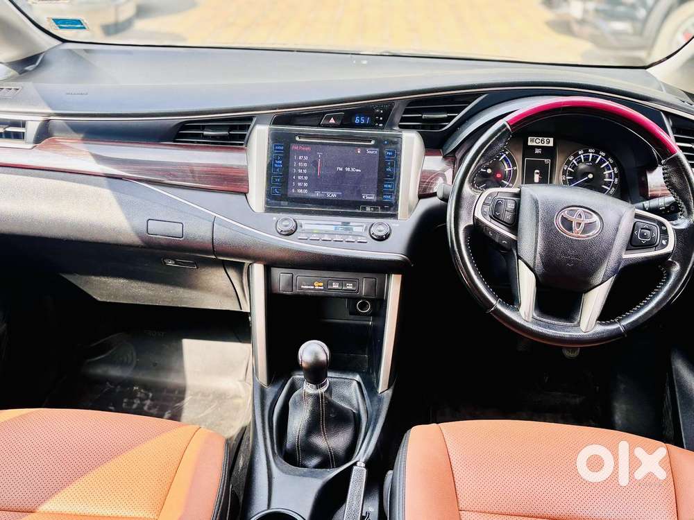 Toyota Innova Crysta 2.4 V 7 Str, 2018, Diesel
