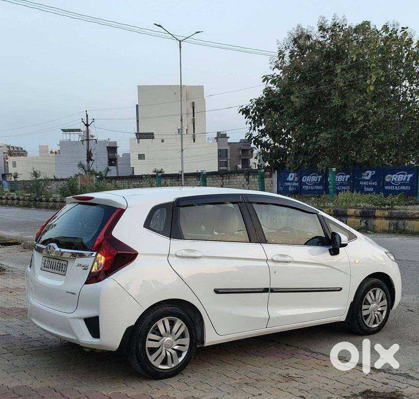 Honda Jazz S Mt I-vtec, 2017, Cng & Hybrids