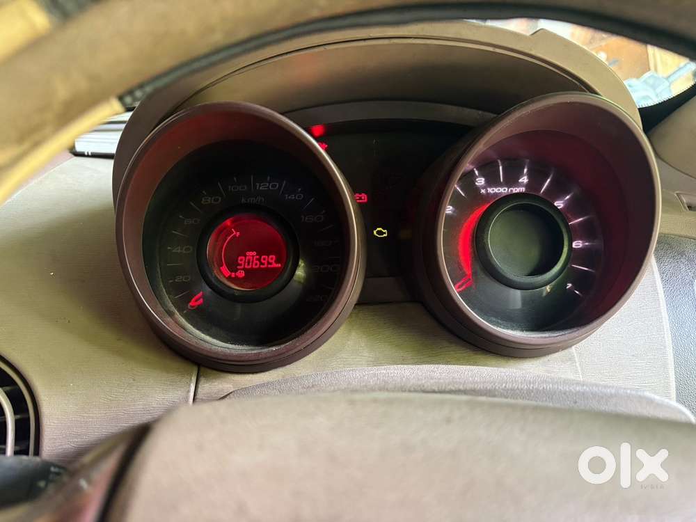 Mahindra Xuv500 Diesel 2014