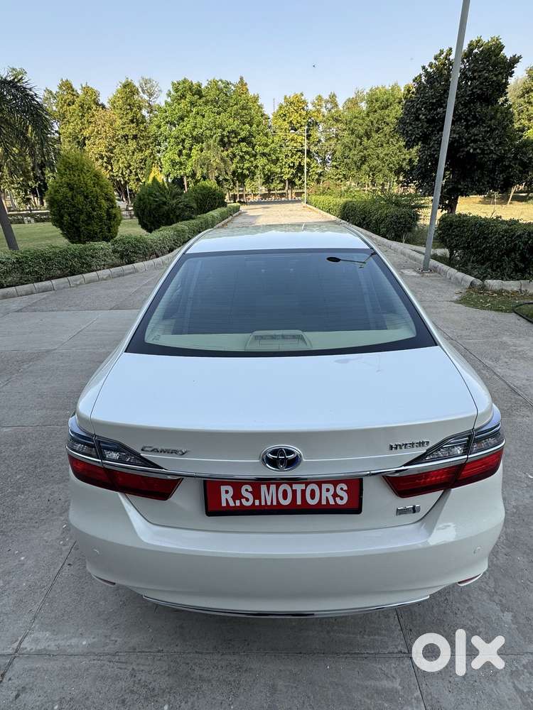 Toyota Camry Hybrid, 2017, Petrol