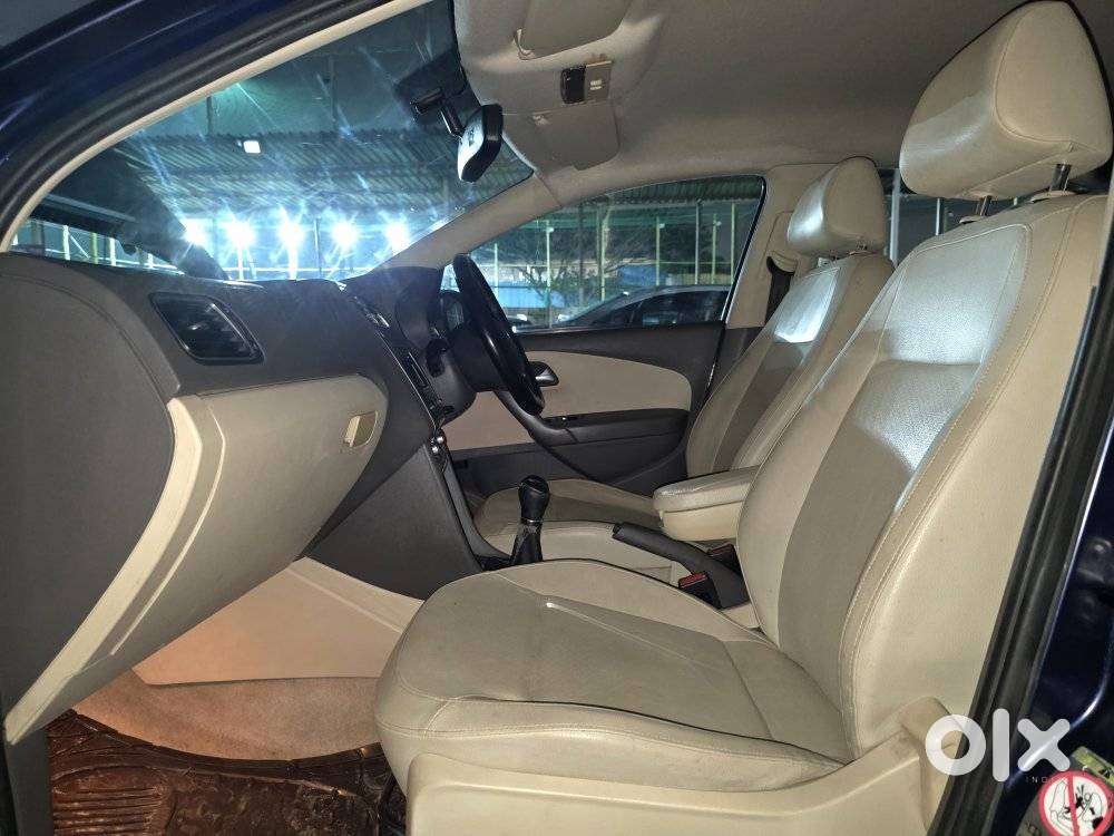Volkswagen Vento Petrol Highline, 2015, Petrol