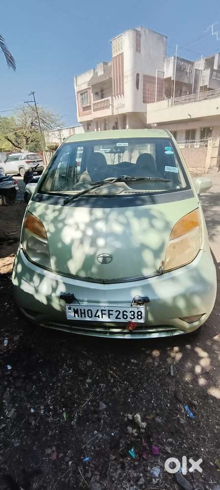 Tata Nano Xe, 2012, Petrol