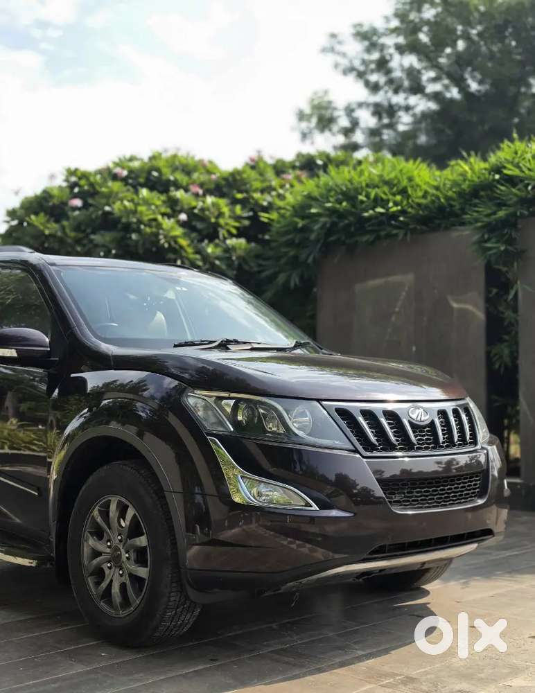 Meticulously Maintained 2017 Mahindra Xuv500 W10 Fwd (opulent Purple)
