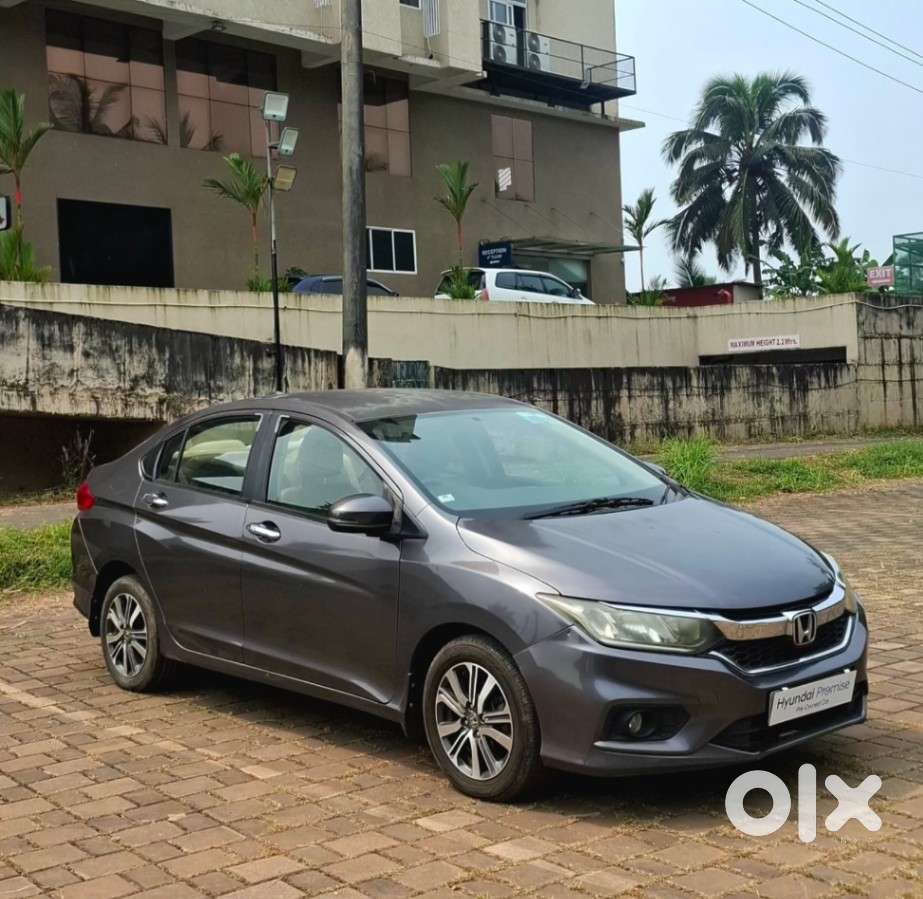 Honda City 1.5 V At, 2017, Petrol