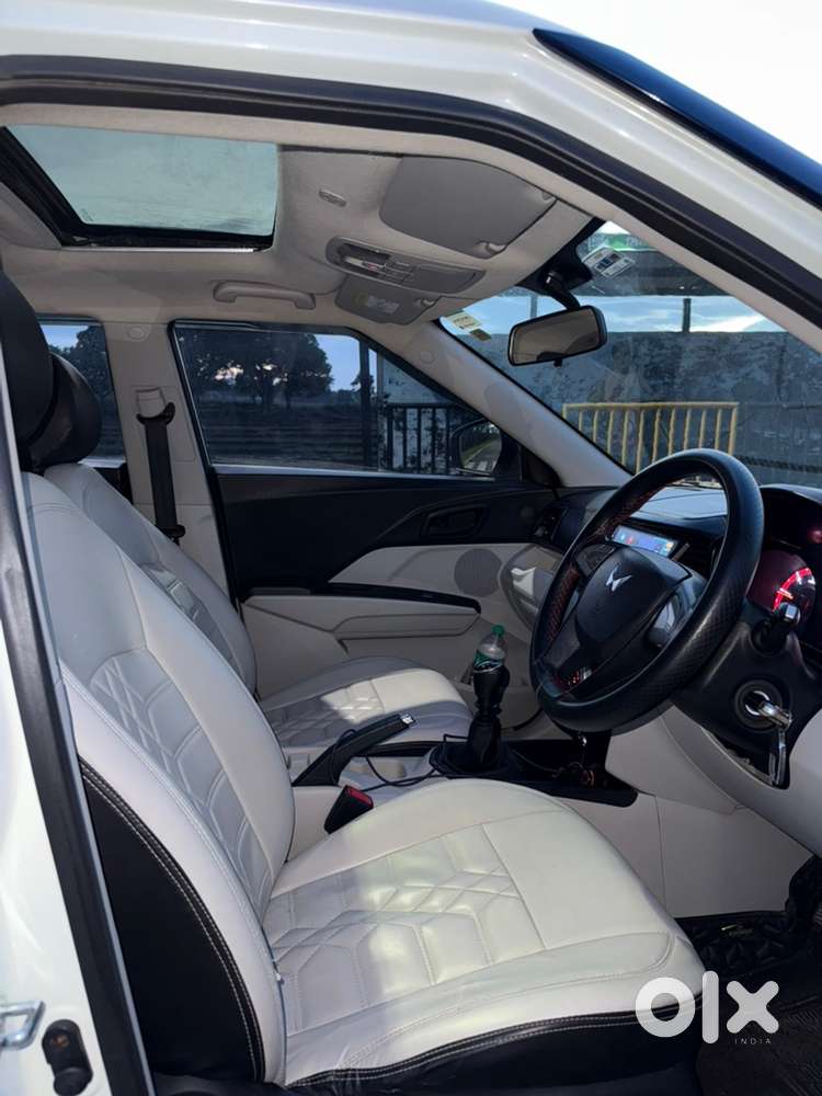 Mahindra Xuv300 Diesel 2023 Sunroof