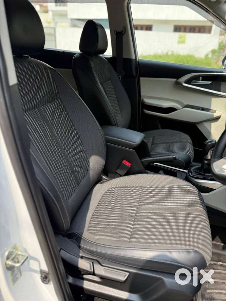 Kia Carens 1.5 Prestige 7 Str, 2024, Petrol