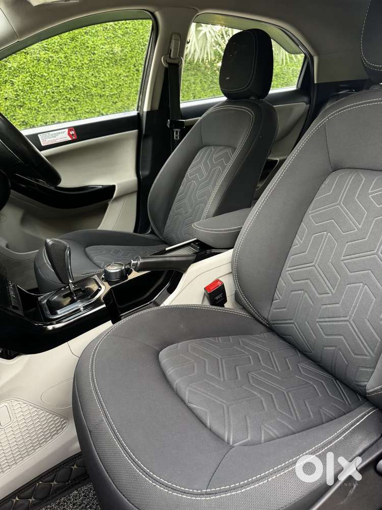 Tata Nexon 1.2 Revotron Xza Plus, 2023, Petrol