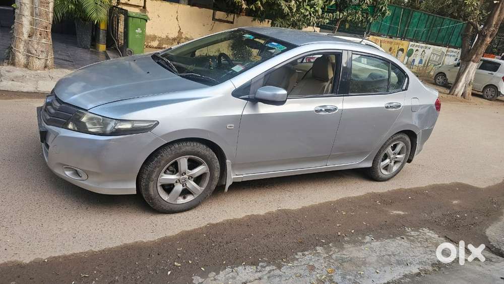 Honda City V At 2011