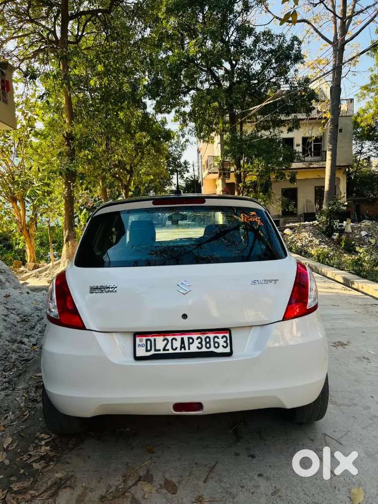 Maruti Suzuki Swift 2012 Lpg 90000 Km Driven