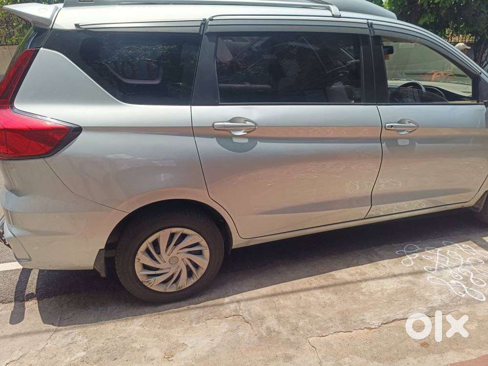Maruti Suzuki Ertiga Vxi Shvs, 2024, Petrol