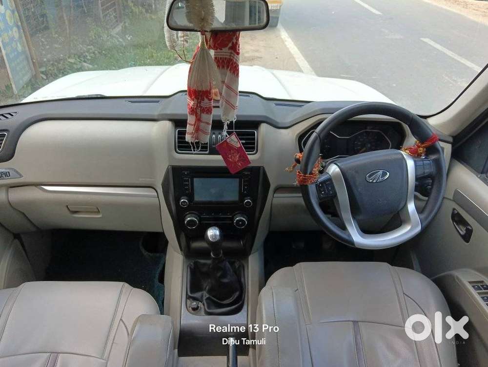 Mahindra Scorpio S10 8 Seater, 2015, Diesel