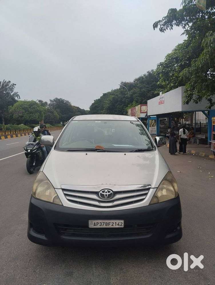 Toyota Innova, 2010, Diesel