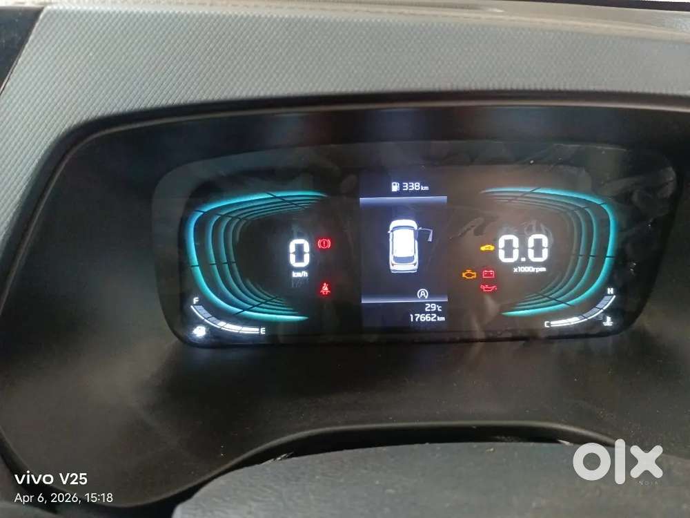 Kia Carens 2025 Petrol Well Maintained 17500km Only