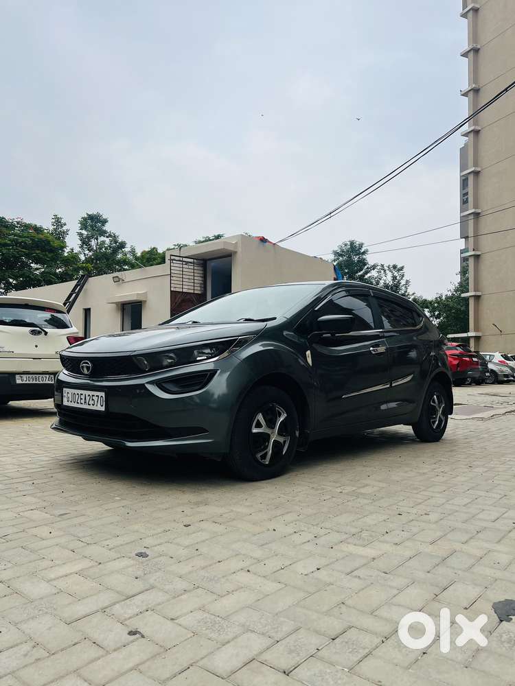 Tata Altroz 1.2 Xm, 2023, Petrol