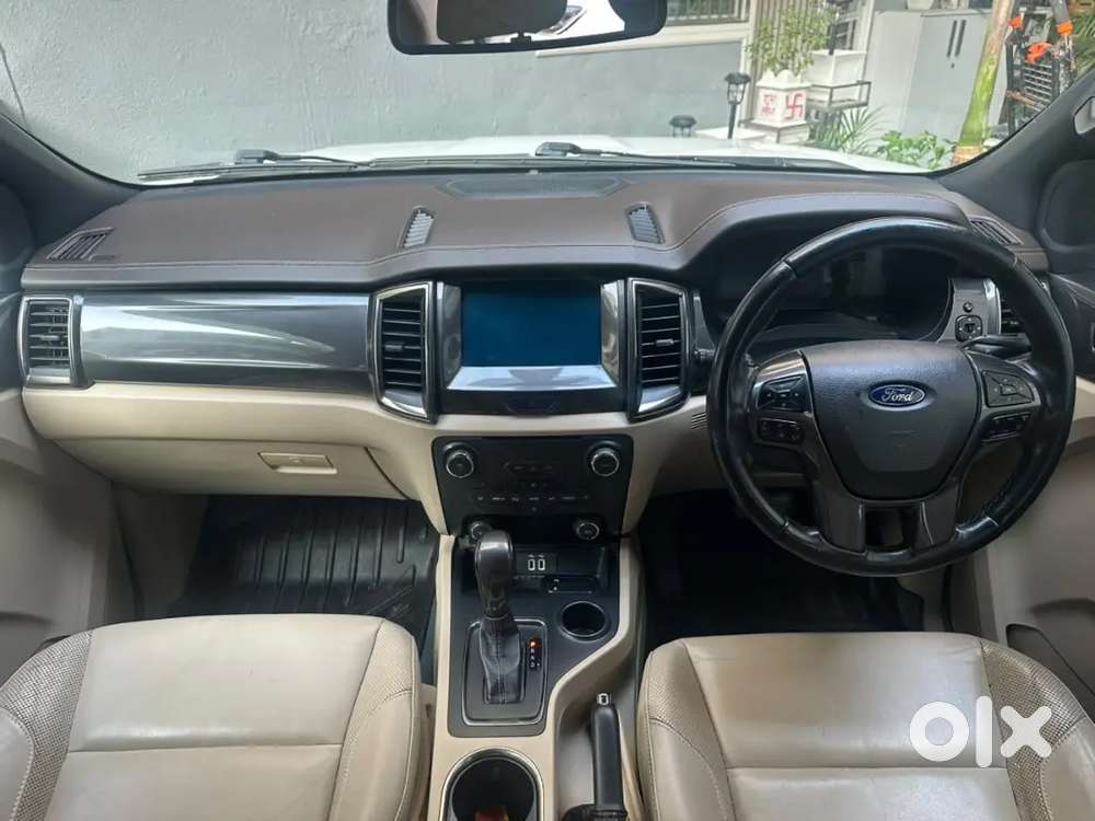 Ford Endeavour 2.2 Titanium 4x2 At | 2018 | Single Owner |