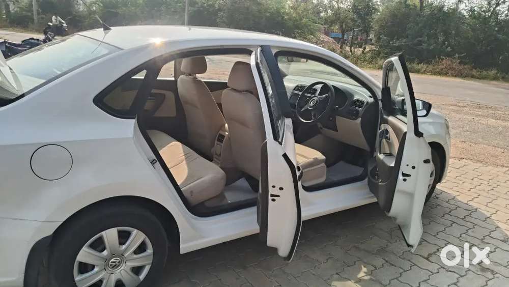 Volkswagen Vento Trendline Petrol 2010