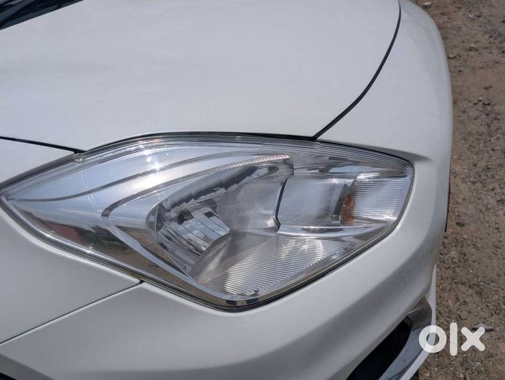 Maruti Suzuki Swift Dzire 1.3 Vxi, 2022, Cng & Hybrids