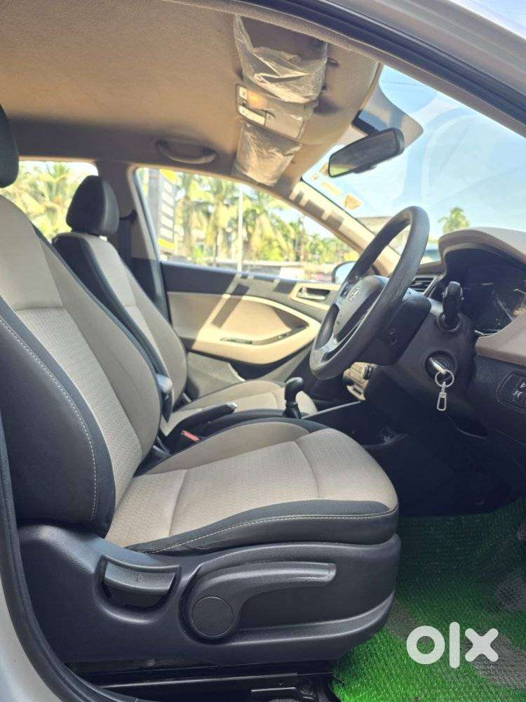 Hyundai Elite I20 Sportz (o) 1.2, 2016, Petrol