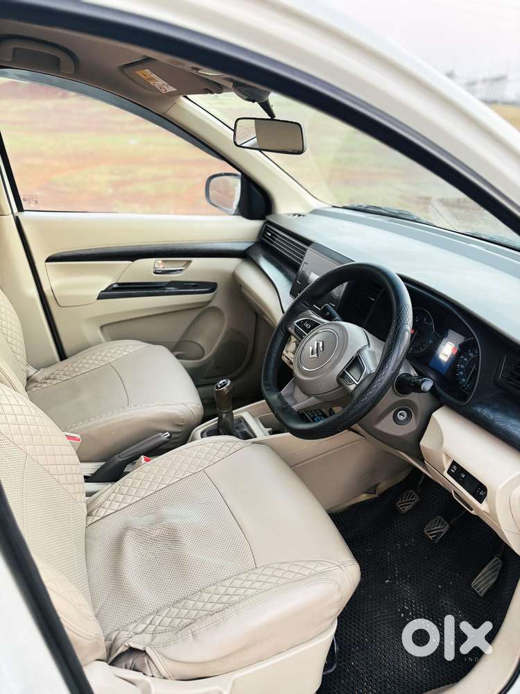 Maruti Suzuki Ertiga 1.5 Vxi, 2022, Petrol