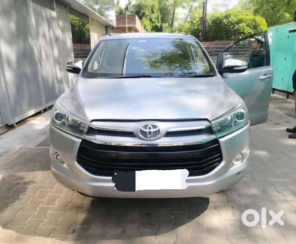 Toyota Innova Crysta 2016 Diesel At