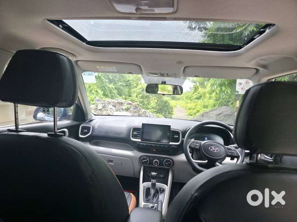 Hyundai Venue 1.0 S (o) Turbo Dct, 2024, Petrol