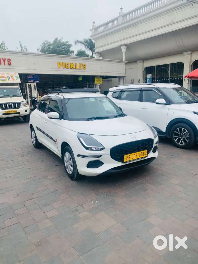 Maruti Suzuki Swift Vxi 2024