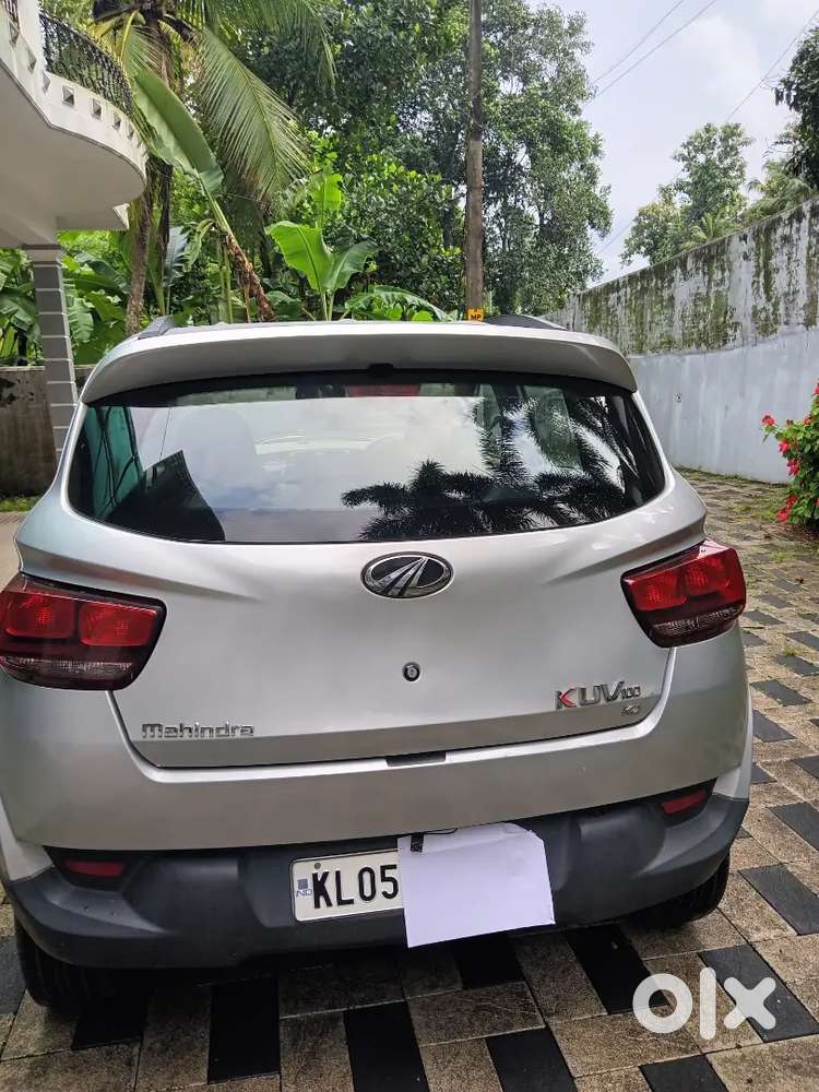 Mahindra Kuv100 Nxt Petrol 2017