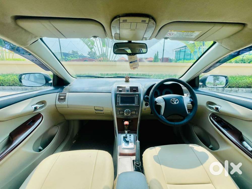 Toyota Corolla Altis 2013-2017 Vl At, 2012, Petrol