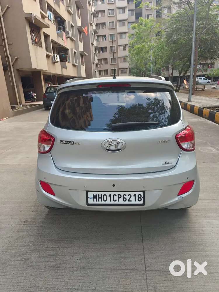 Hyundai Grand I10 2017 @ 3.2 Lacs