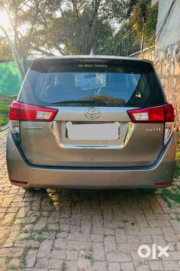 Toyota Innova Crysta 2.4 G Mt, 2021, Diesel