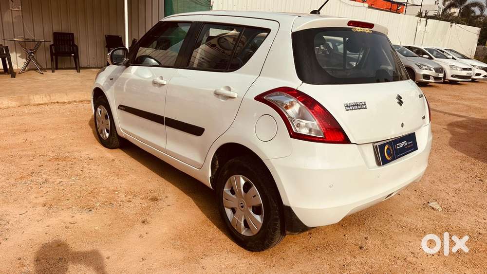 Maruti Suzuki Swift Amt Vvt Vxi, 2016, Petrol