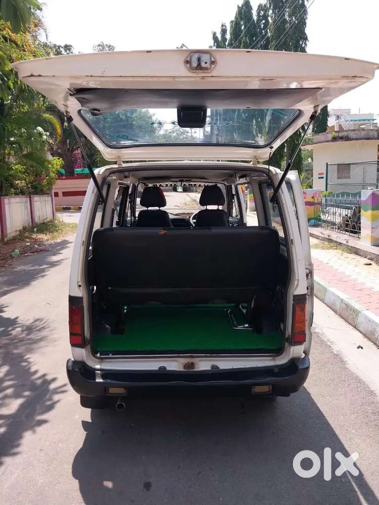 Maruti Suzuki Omni 2013