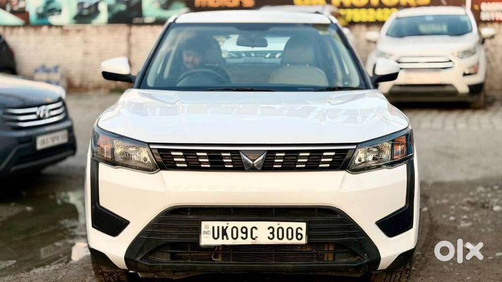 Mahindra Xuv300 W6, 2024, Petrol