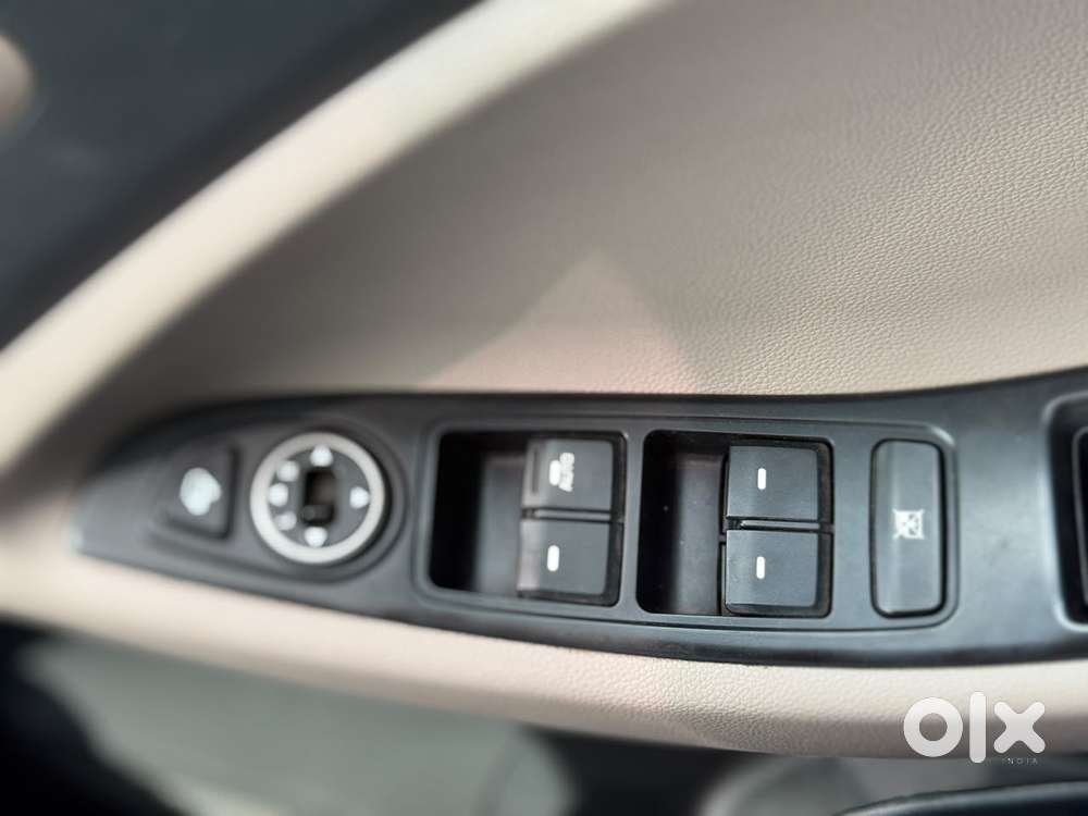 Hyundai I20 Asta Option, 2019, Petrol
