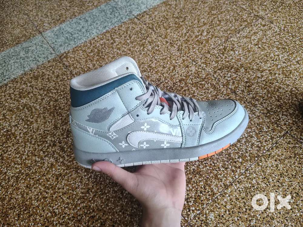 Nike Sneakers shoe