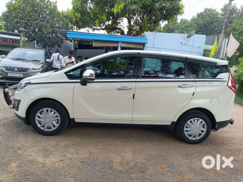 Mahindra Marazzo M2, 2019, Diesel