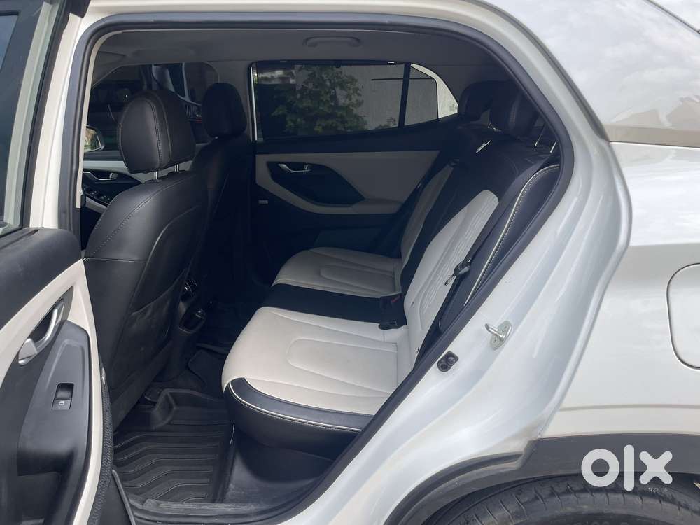 Hyundai Creta Sx (o) 1.5 Petrol Cvt, 2023, Petrol