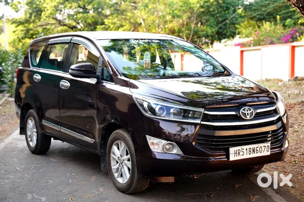 Toyota Innova Crysta 2017 Diesel Topend Model Well Maintained