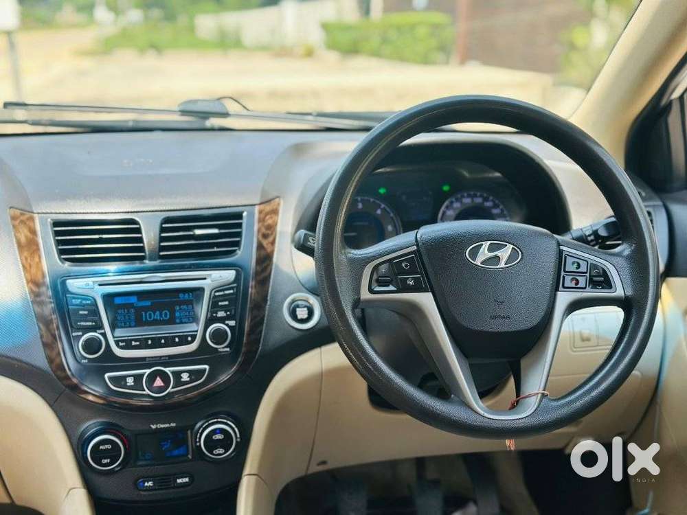 Hyundai Verna 1.6 S (o) Crdi, 2015, Diesel