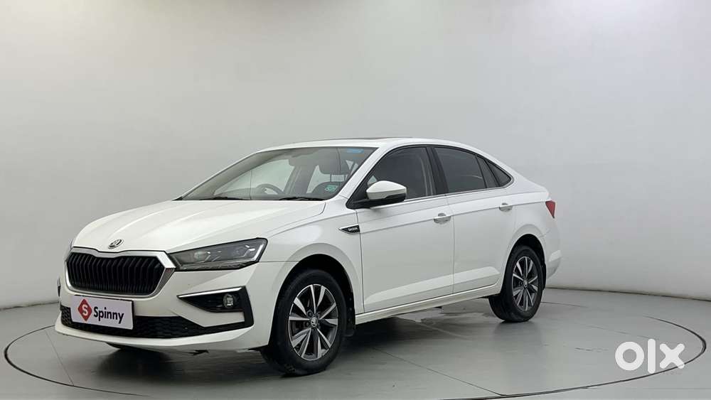 Skoda Slavia Style 1.0l Tsi At, 2022, Petrol
