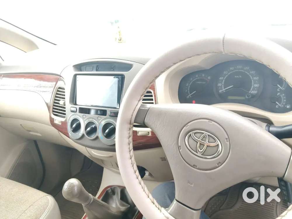 Toyota Innova 2.5 Gx 2006