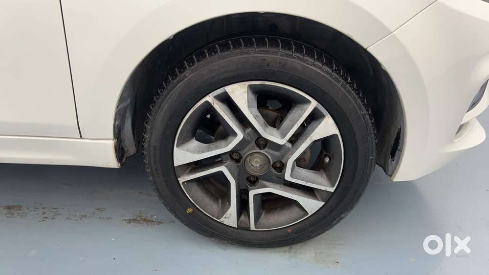 Tata Tiago 1.2 Revotron Xz Plus Dual Tone, 2020, Petrol