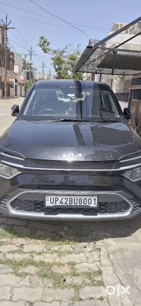 Kia Carens 2024 Petrol 9457 Km Driven