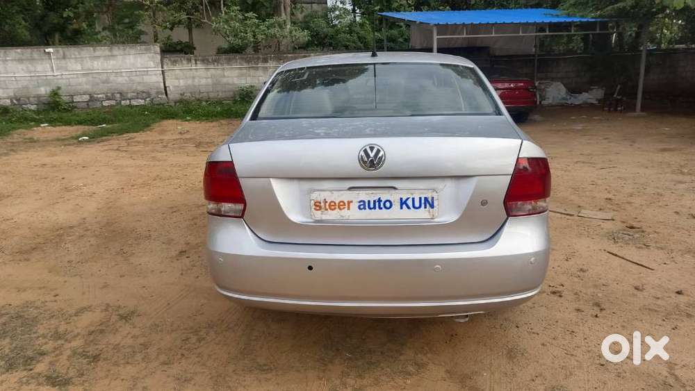 Volkswagen Vento Petrol Highline, 2012, Petrol